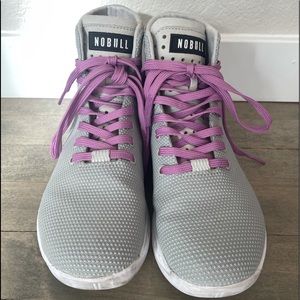 NoBull Women’s Size 7 High Tops